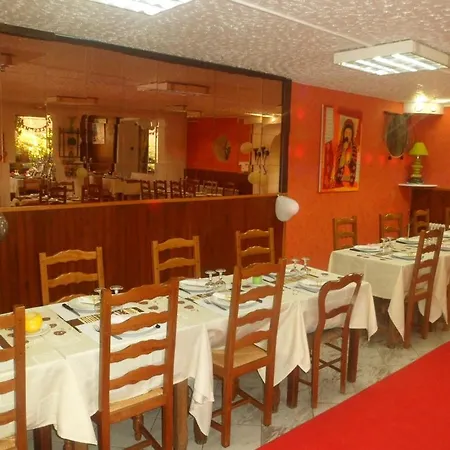 Les Acacias De Ratabizet Hotel 2*