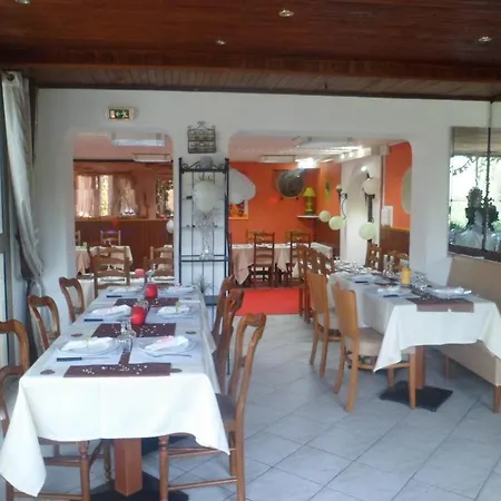 Hotel Les Acacias De Ratabizet