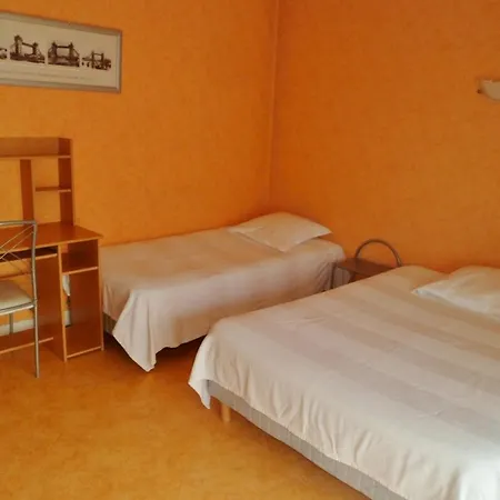 Les Acacias De Ratabizet Hotel 2*